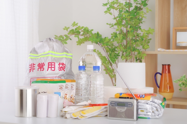 防災グッズは見直しも大事！必要なアイテムとチェックポイントを解説